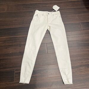 KanCan Women's White Skinny Jeans